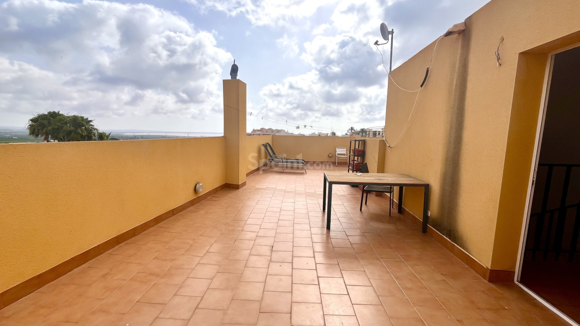 Resale - Apartment -
San Miguel de Salinas