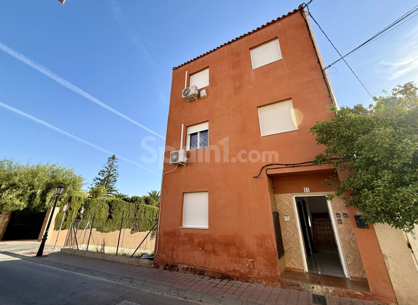 Resale - Apartment -
San Miguel de Salinas