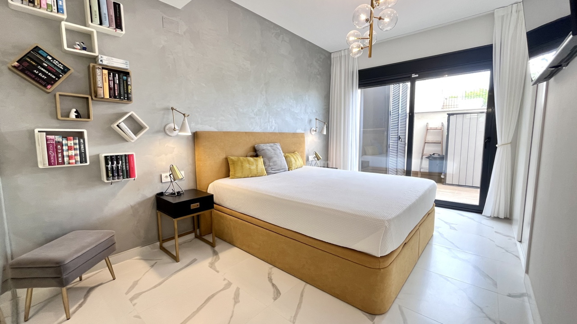 Resale - Apartment -
San Miguel de Salinas