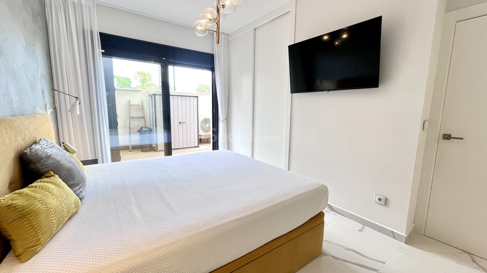 Resale - Apartment -
San Miguel de Salinas