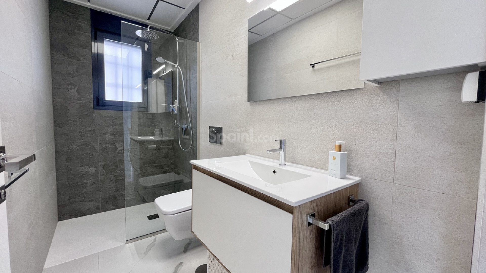 Resale - Apartment -
San Miguel de Salinas