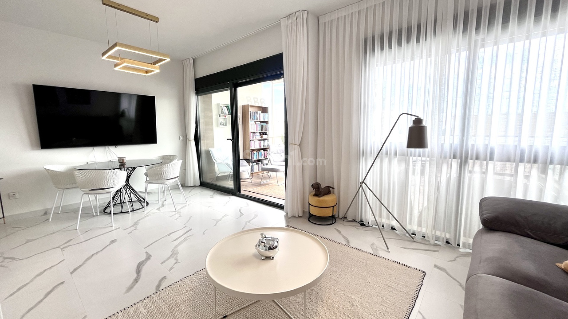 Resale - Apartment -
San Miguel de Salinas