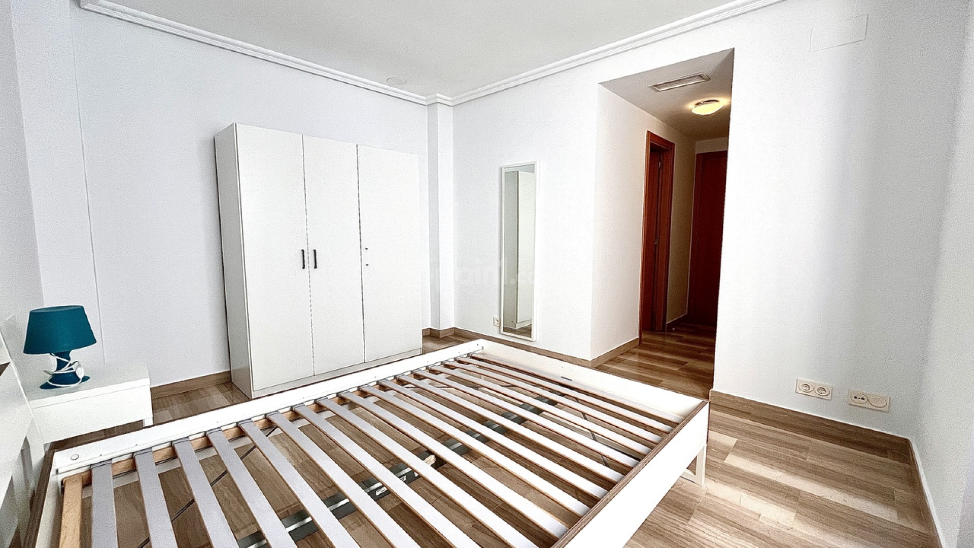 Resale - Apartment -
Santa Pola