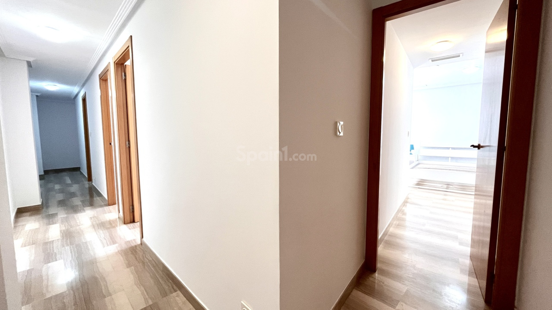 Resale - Apartment -
Santa Pola