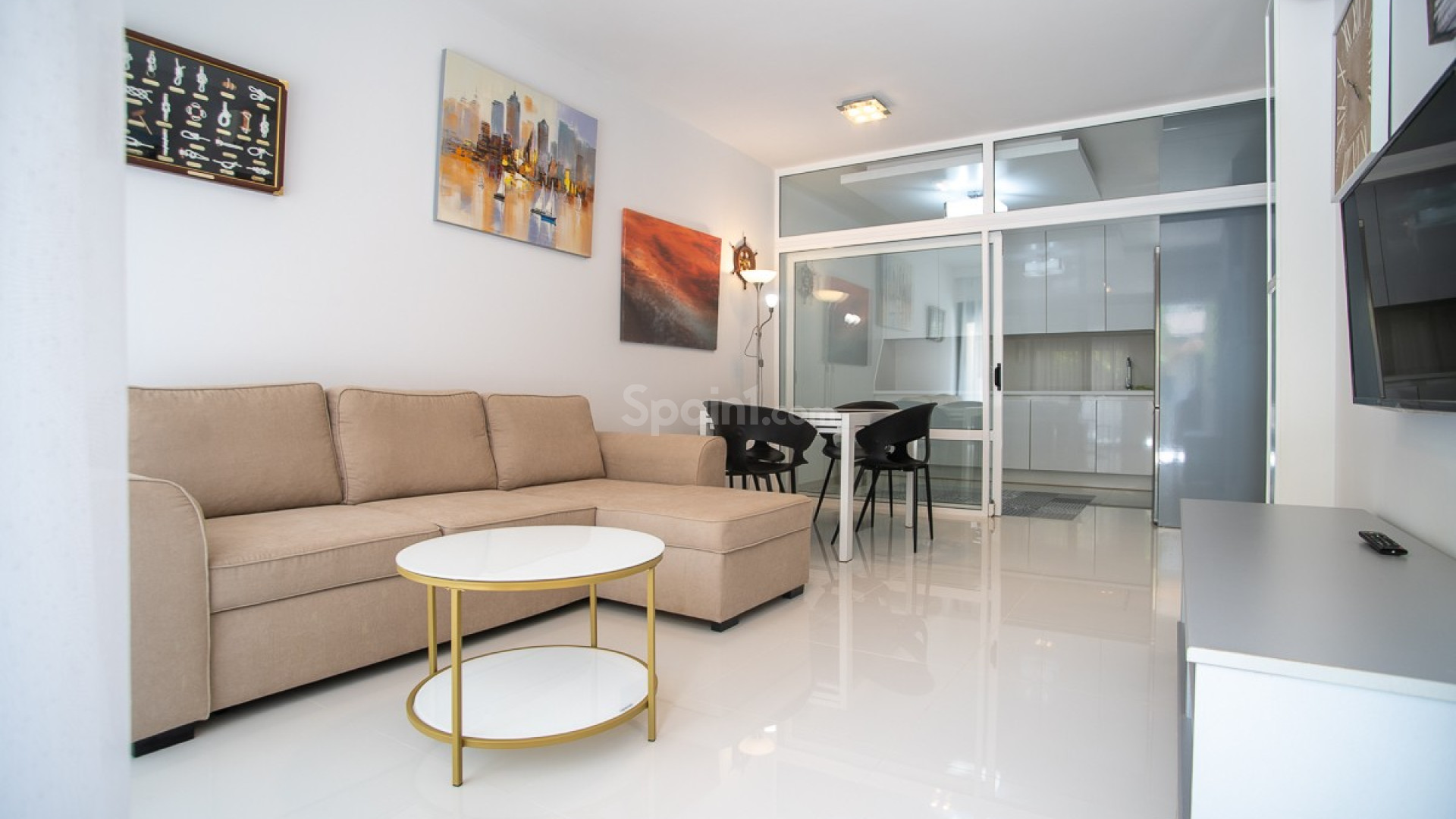 Resale - Apartment -
TORRE DE LA HORARADA