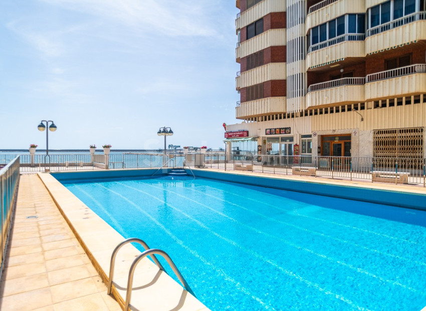 Resale - Apartment -
TORREVIEJA - Acequion