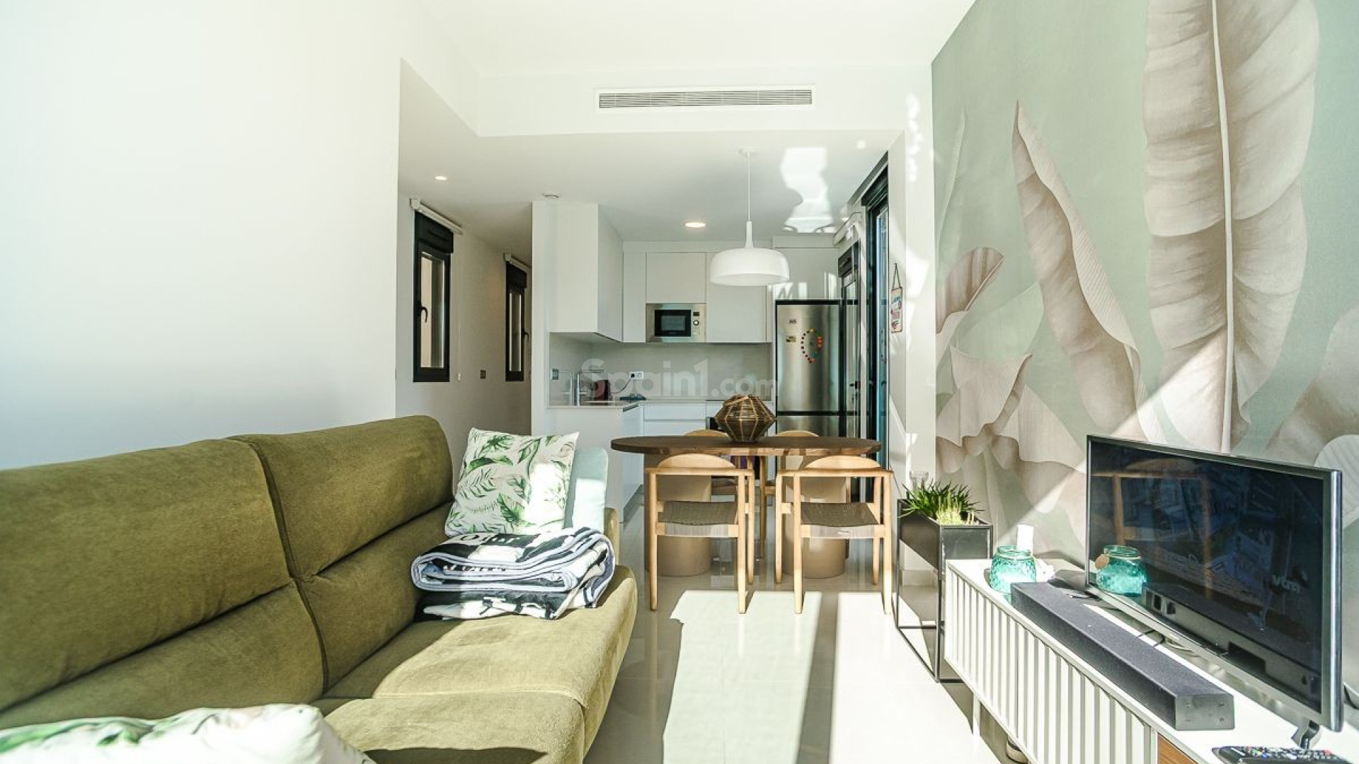 Resale - Apartment -
TORREVIEJA - Calas Blancas