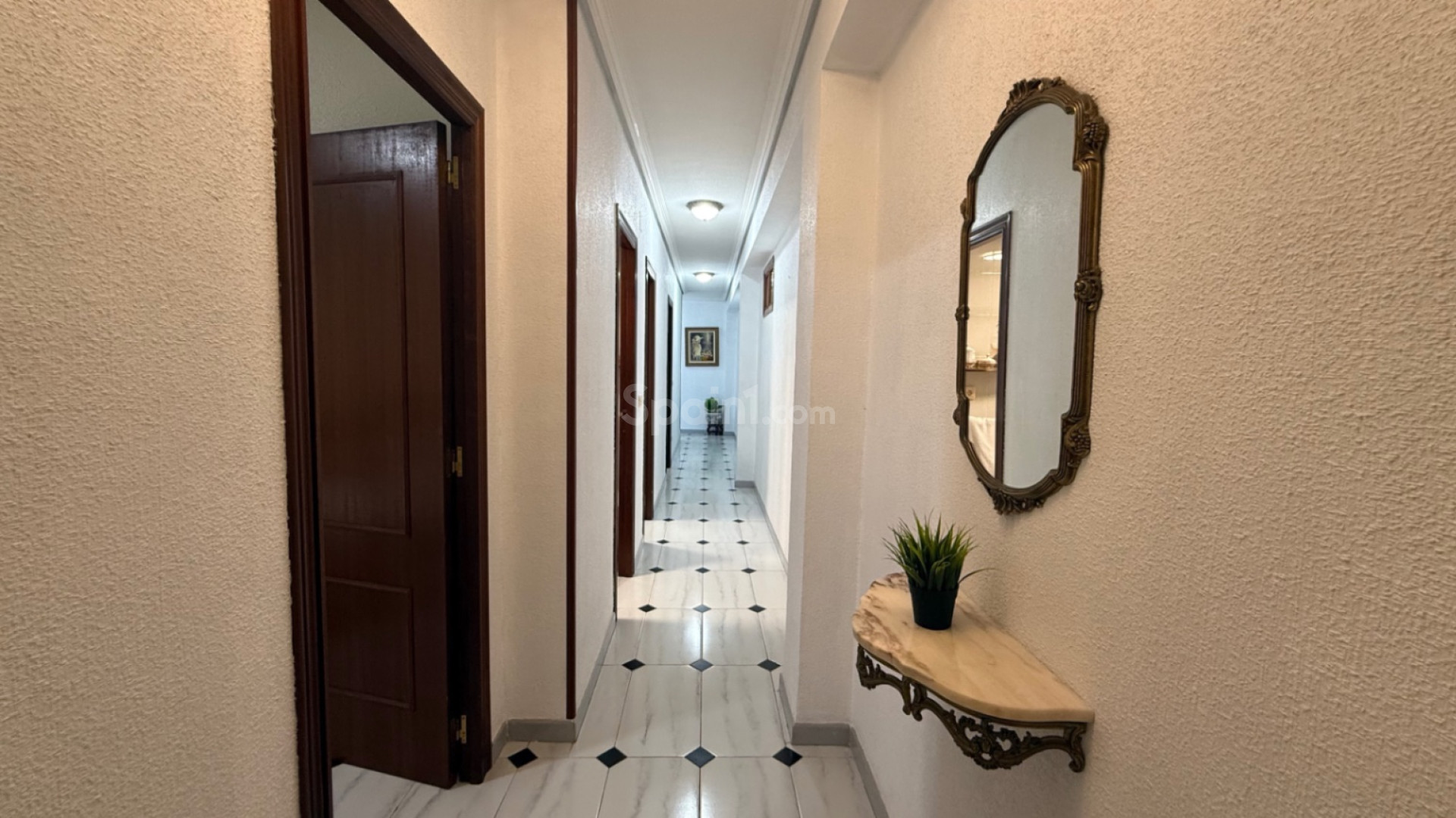 Resale - Apartment -
Torrevieja - Costa Blanca Sur