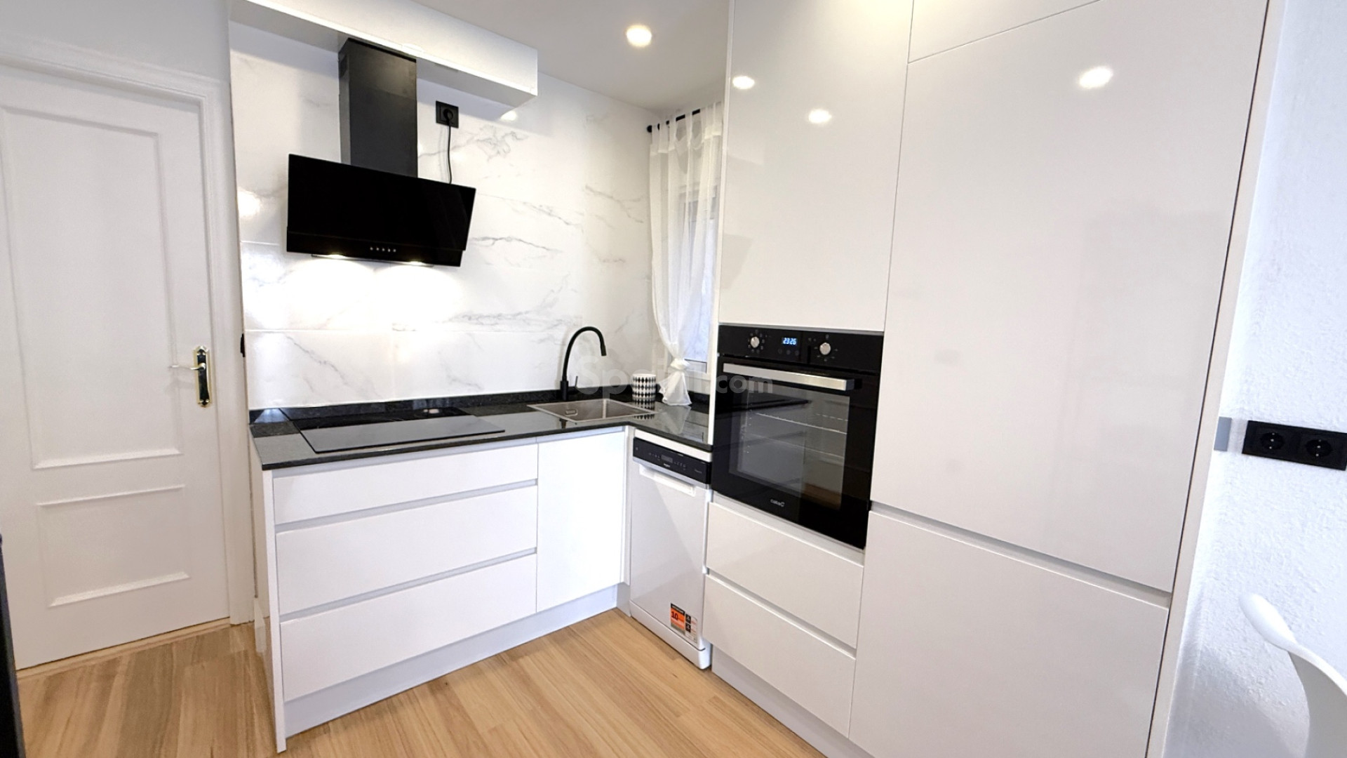 Resale - Apartment -
Torrevieja - Costa Blanca Sur