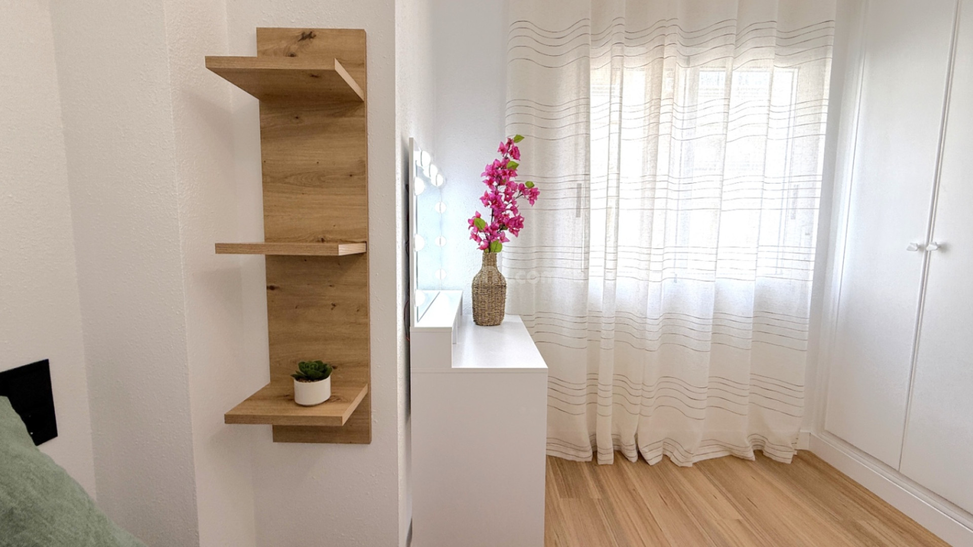 Resale - Apartment -
Torrevieja - Costa Blanca Sur