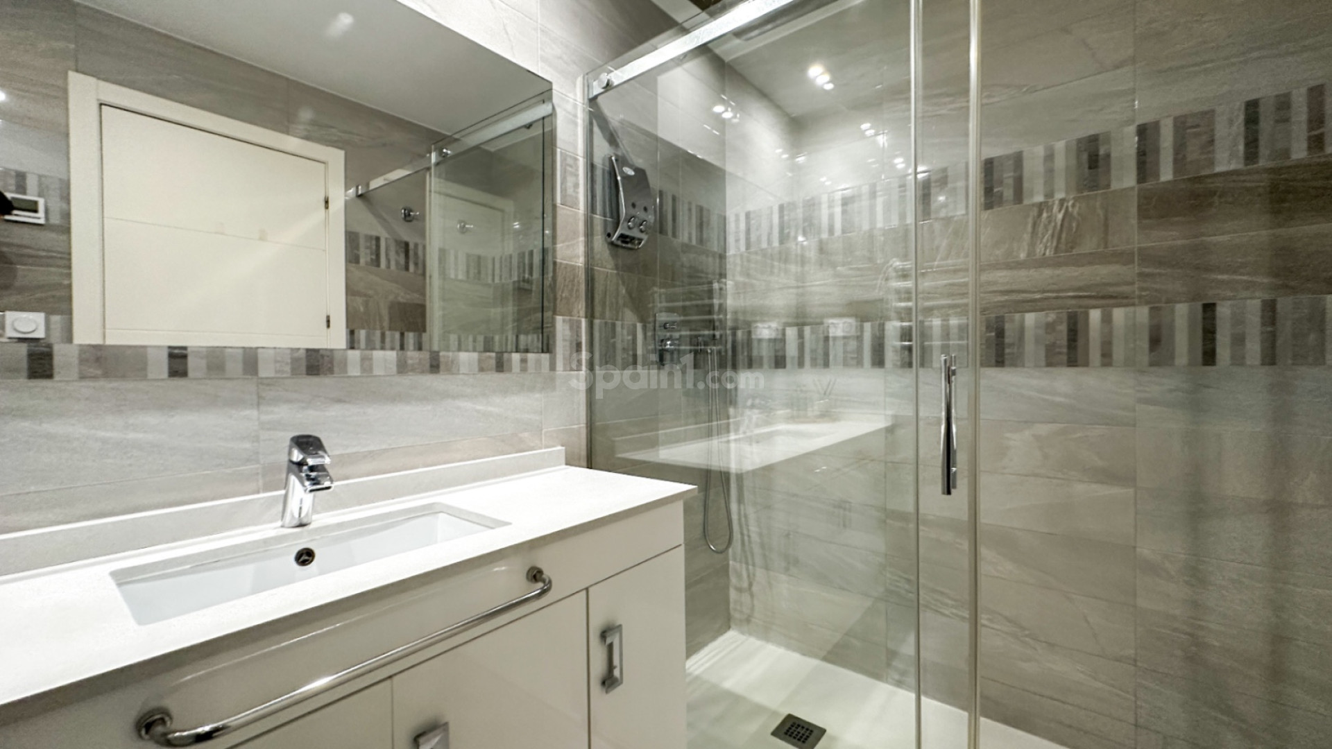 Resale - Apartment -
Torrevieja - Costa Blanca Sur