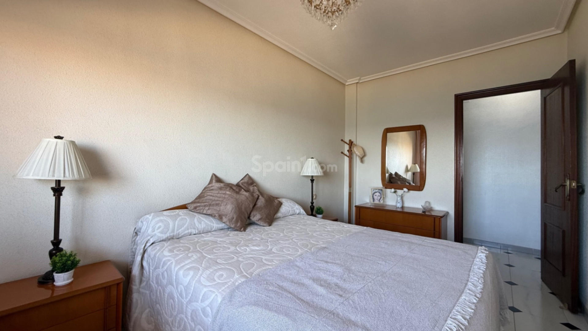 Resale - Apartment -
Torrevieja - Costa Blanca Sur