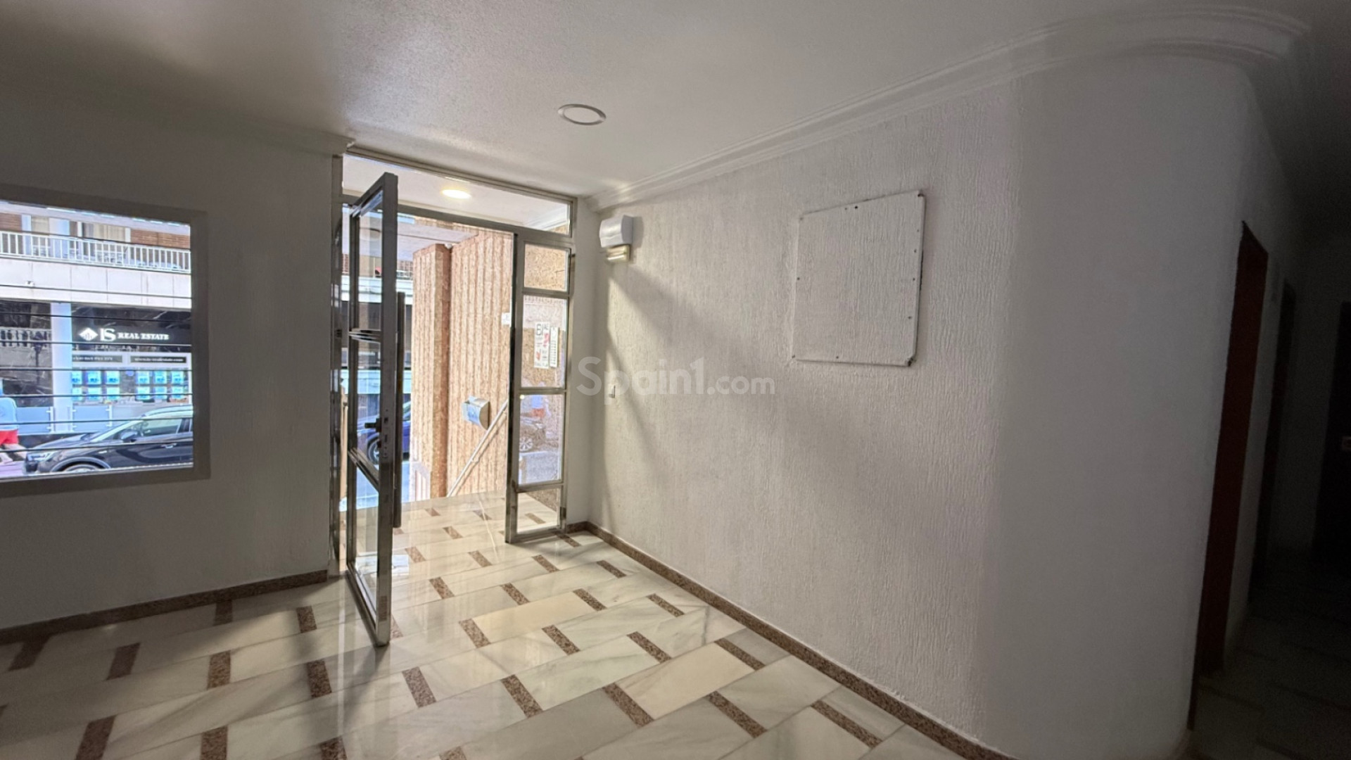 Resale - Apartment -
Torrevieja - Costa Blanca Sur