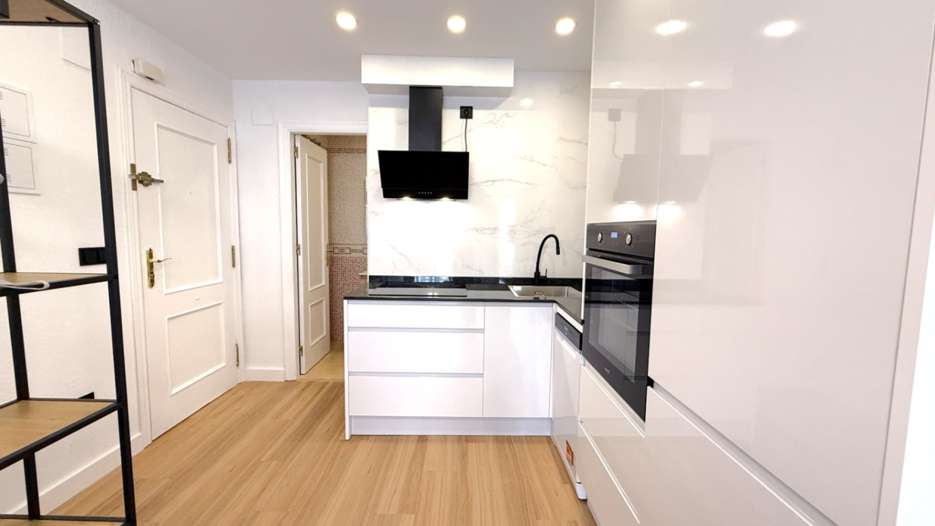 Resale - Apartment -
Torrevieja - Costa Blanca Sur
