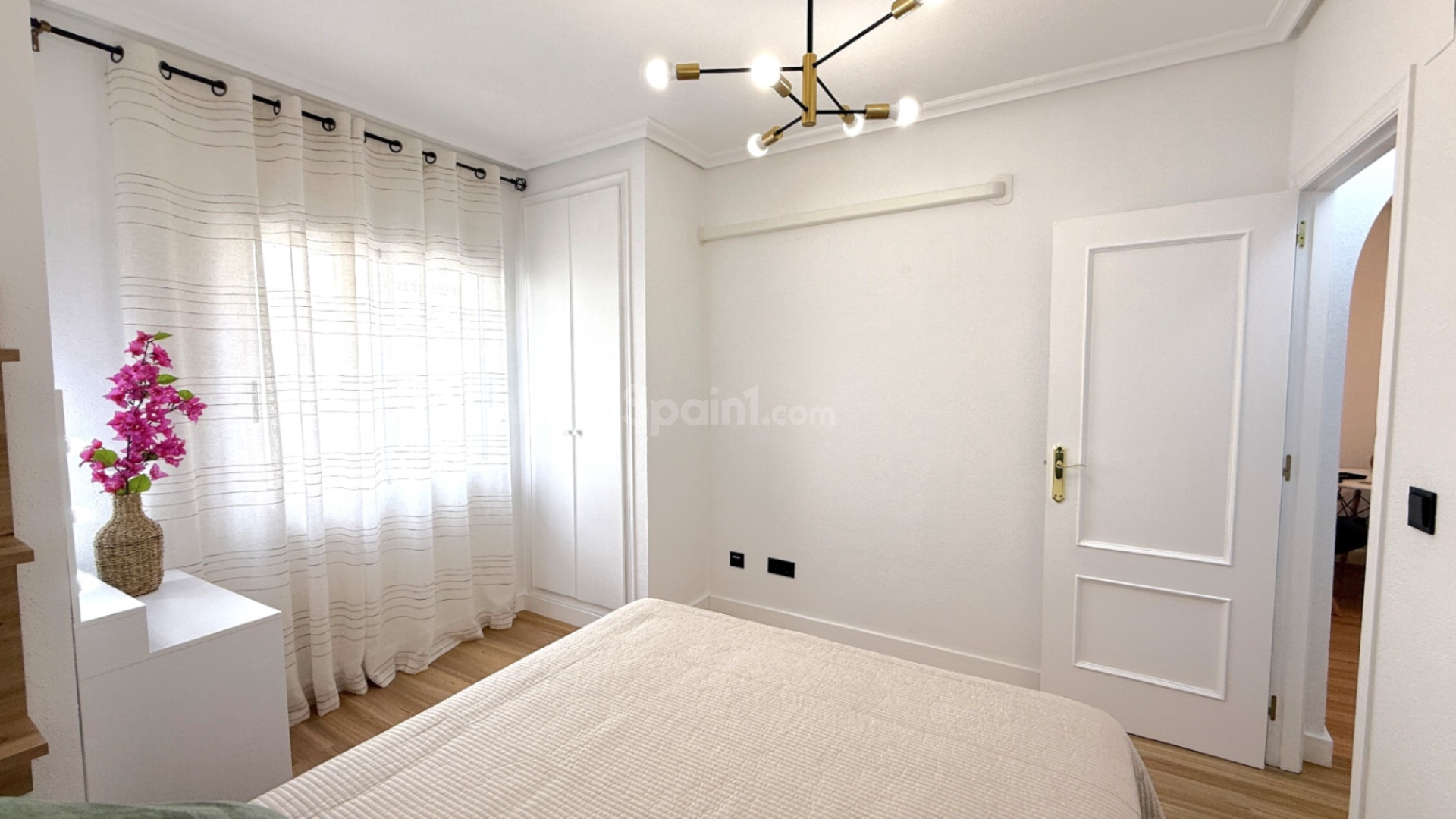 Resale - Apartment -
Torrevieja - Costa Blanca Sur
