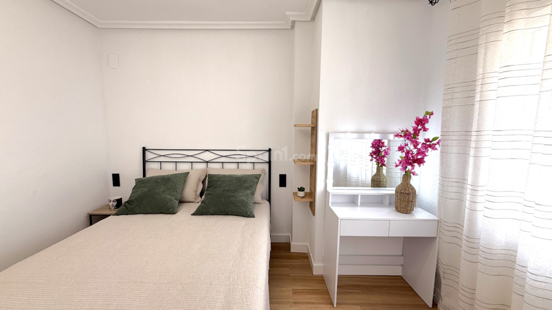Resale - Apartment -
Torrevieja - Costa Blanca Sur