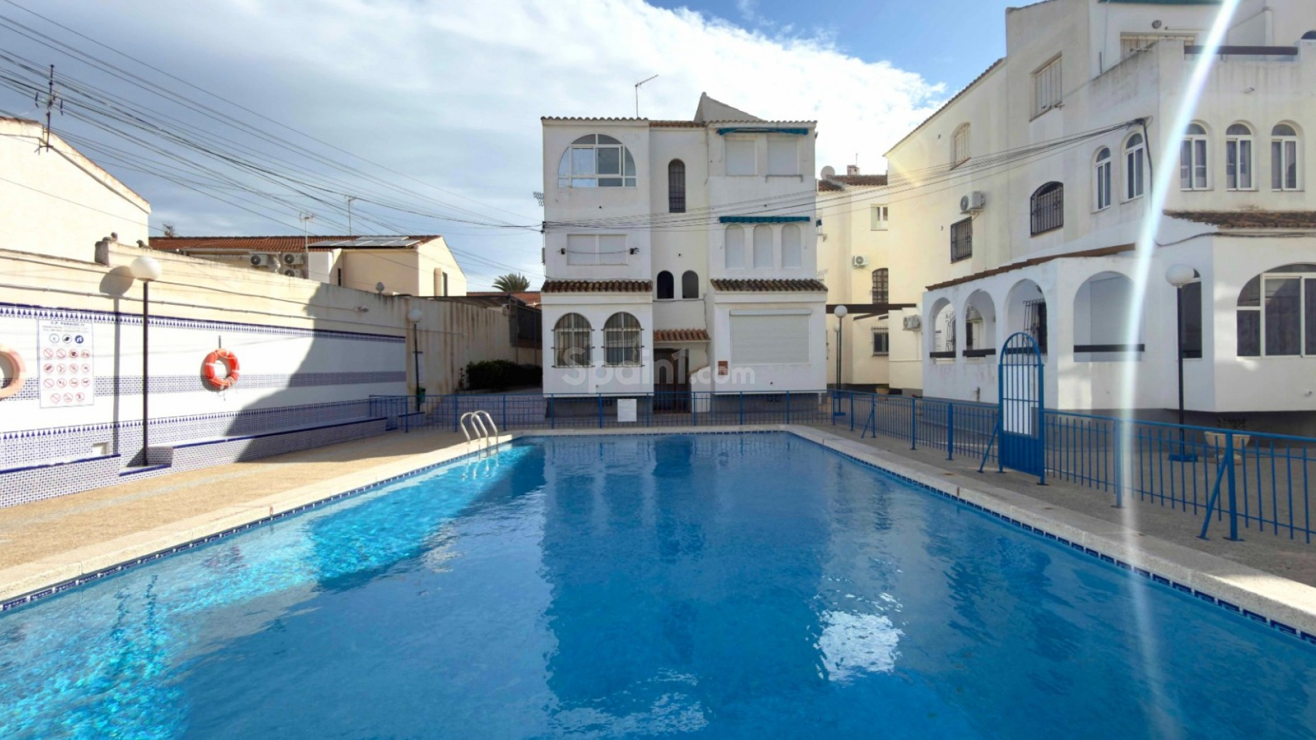 Resale - Apartment -
Torrevieja - El Acequión - Los Náufragos