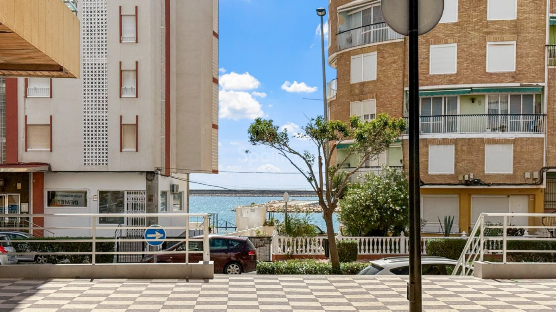 Resale - Apartment -
Torrevieja - El Acequión - Los Náufragos
