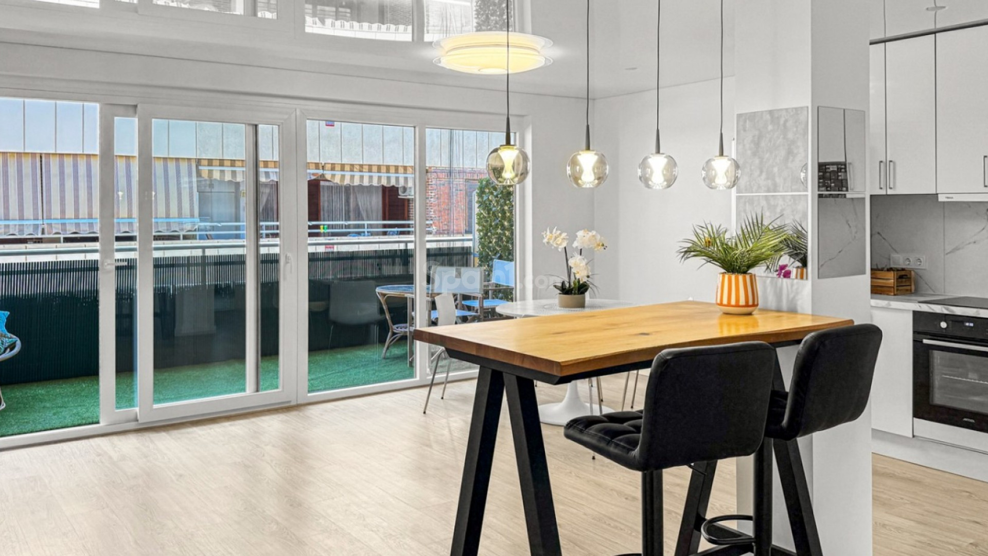 Resale - Apartment -
Torrevieja - El Acequión - Los Náufragos