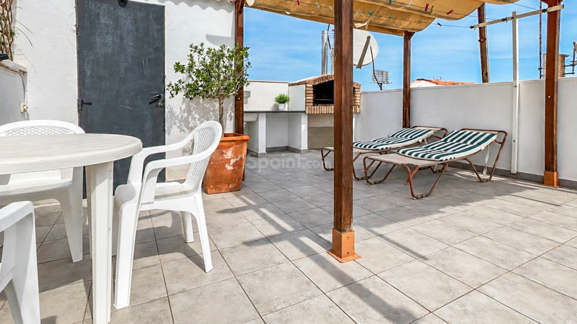 Resale - Apartment -
Torrevieja - La Siesta - El Salado -  Torreta