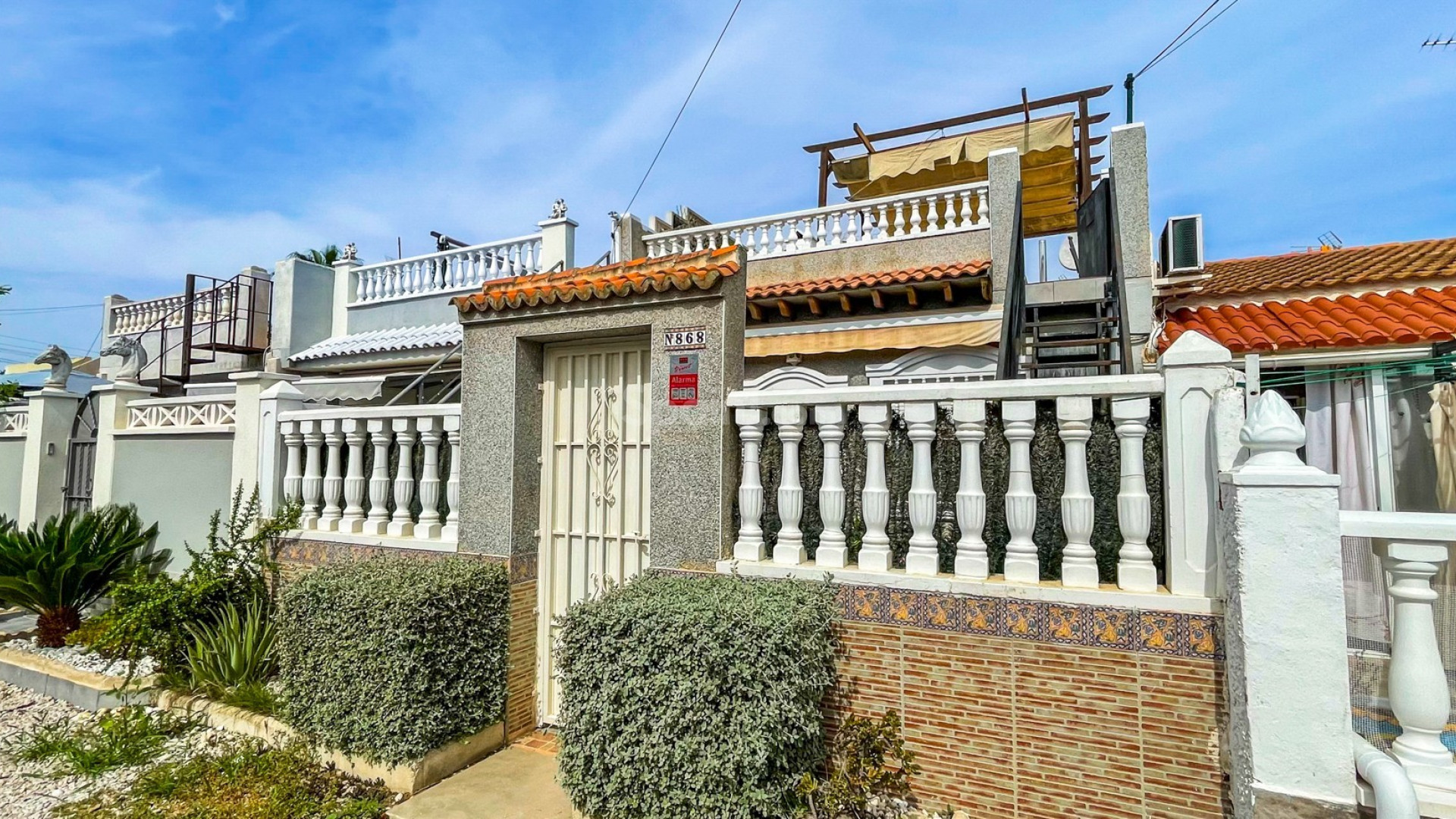 Resale - Apartment -
Torrevieja - La Siesta - El Salado -  Torreta
