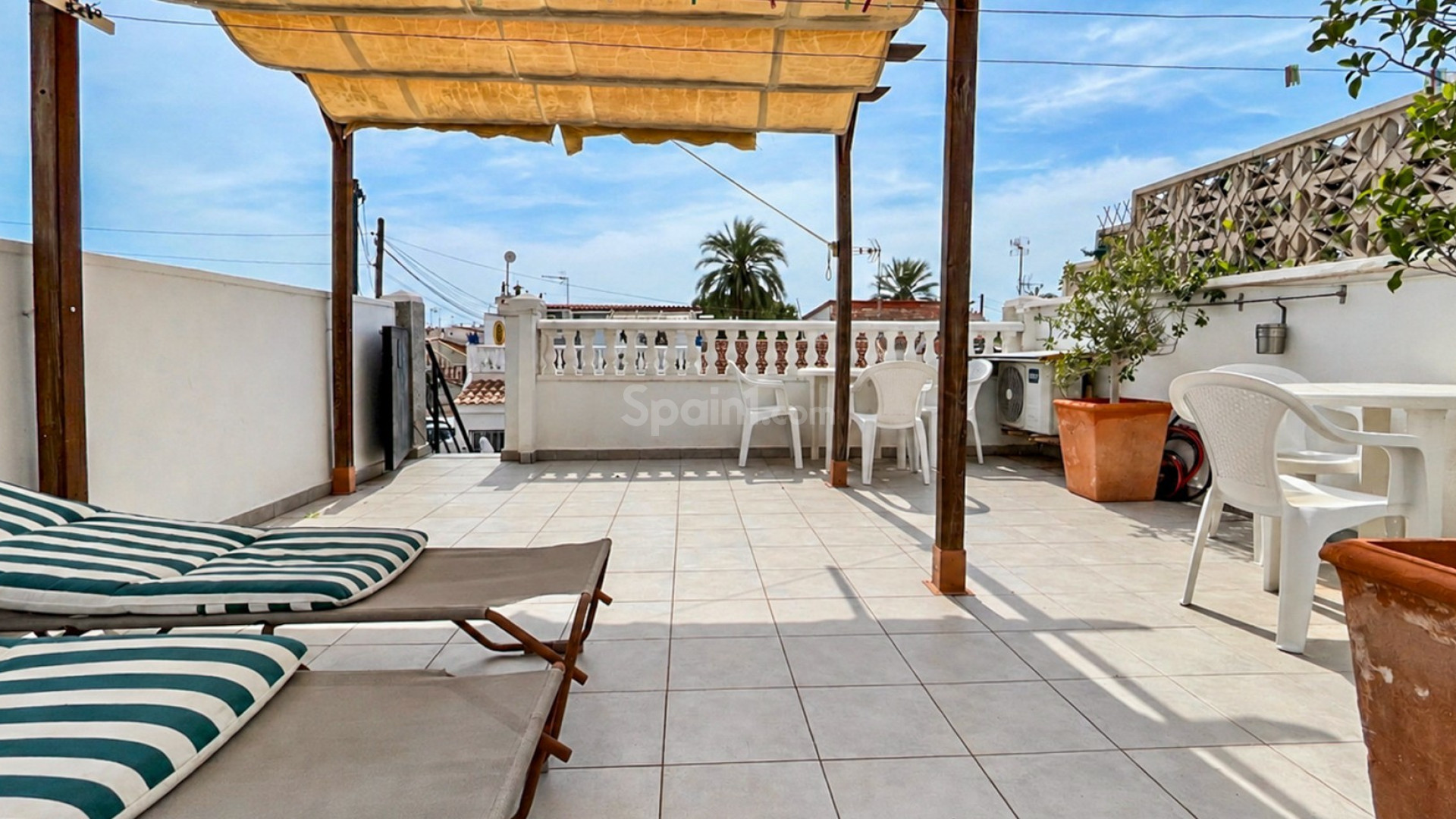 Resale - Apartment -
Torrevieja - La Siesta - El Salado -  Torreta