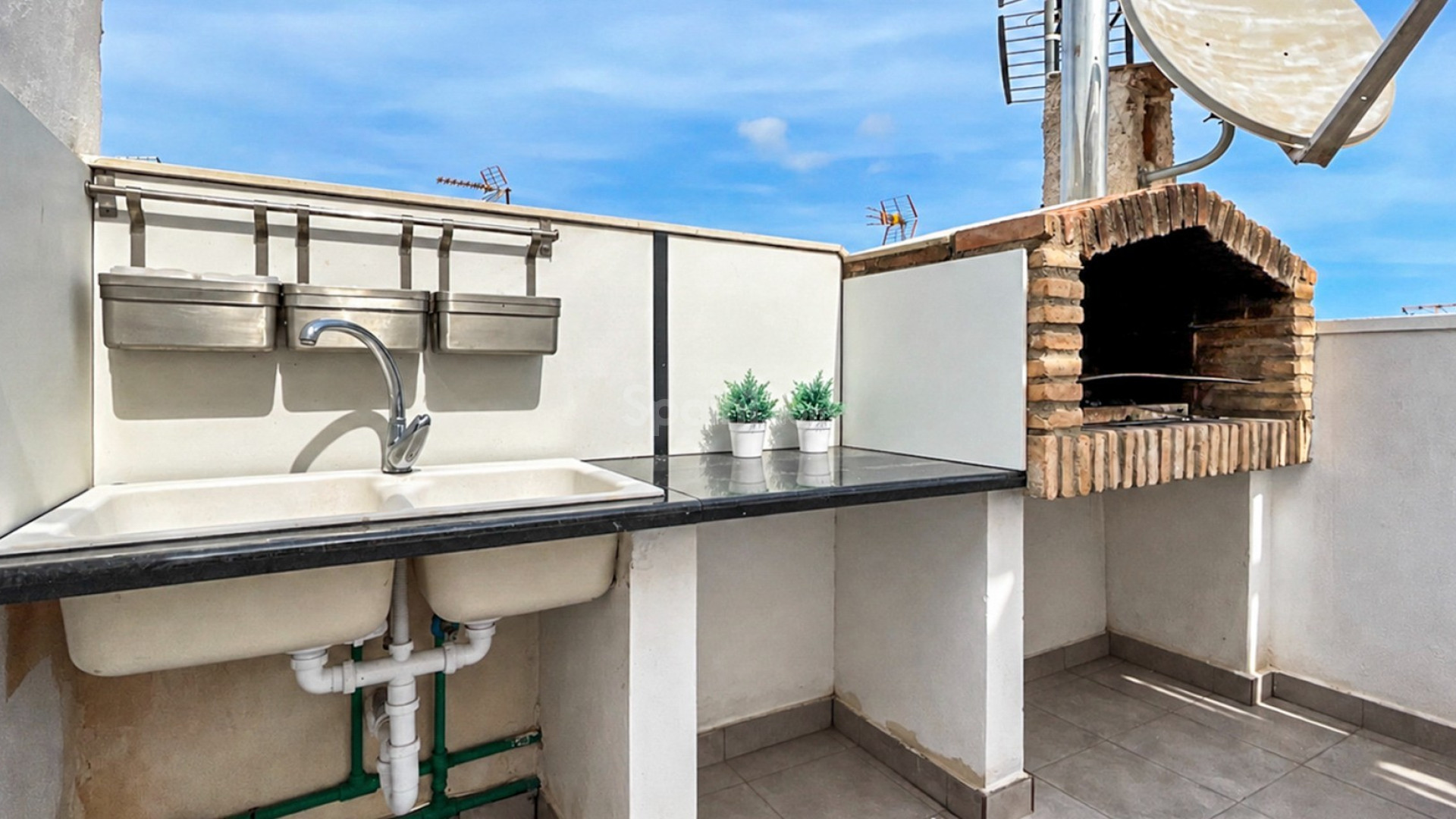 Resale - Apartment -
Torrevieja - La Siesta - El Salado -  Torreta