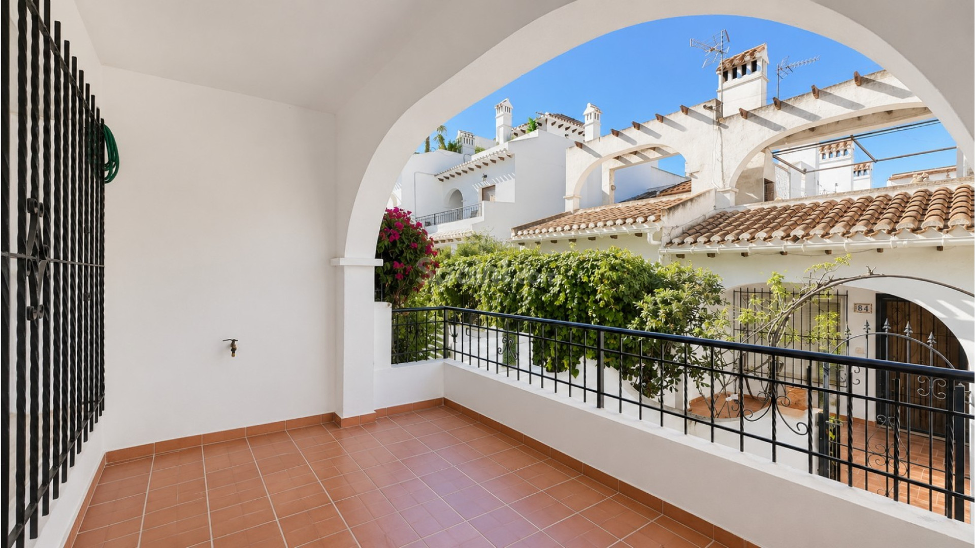 Resale - Apartment -
Torrevieja - Nueva Torrevieja - Aguas Nuevas