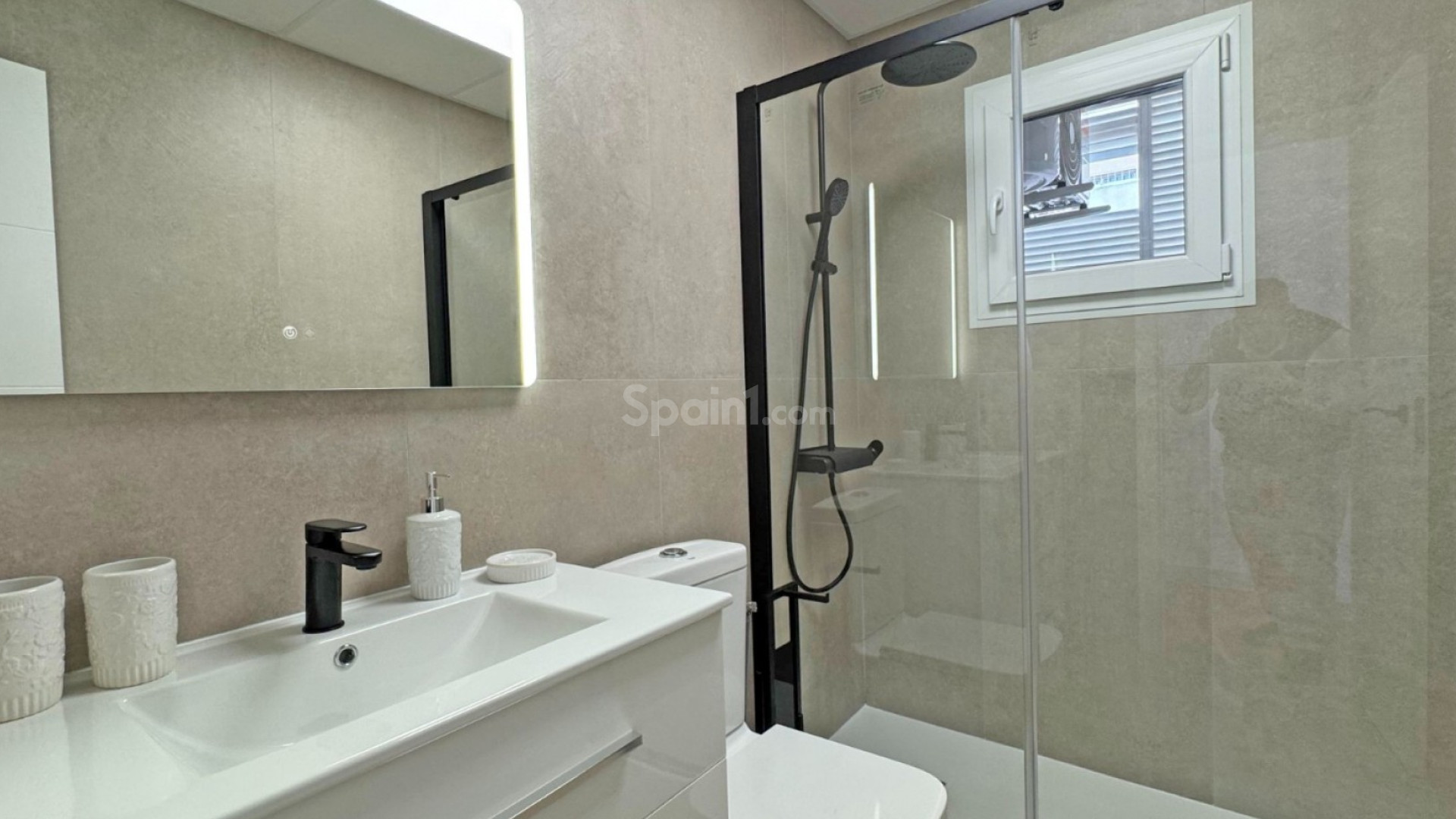 Resale - Apartment -
Torrevieja - Parque las naciones