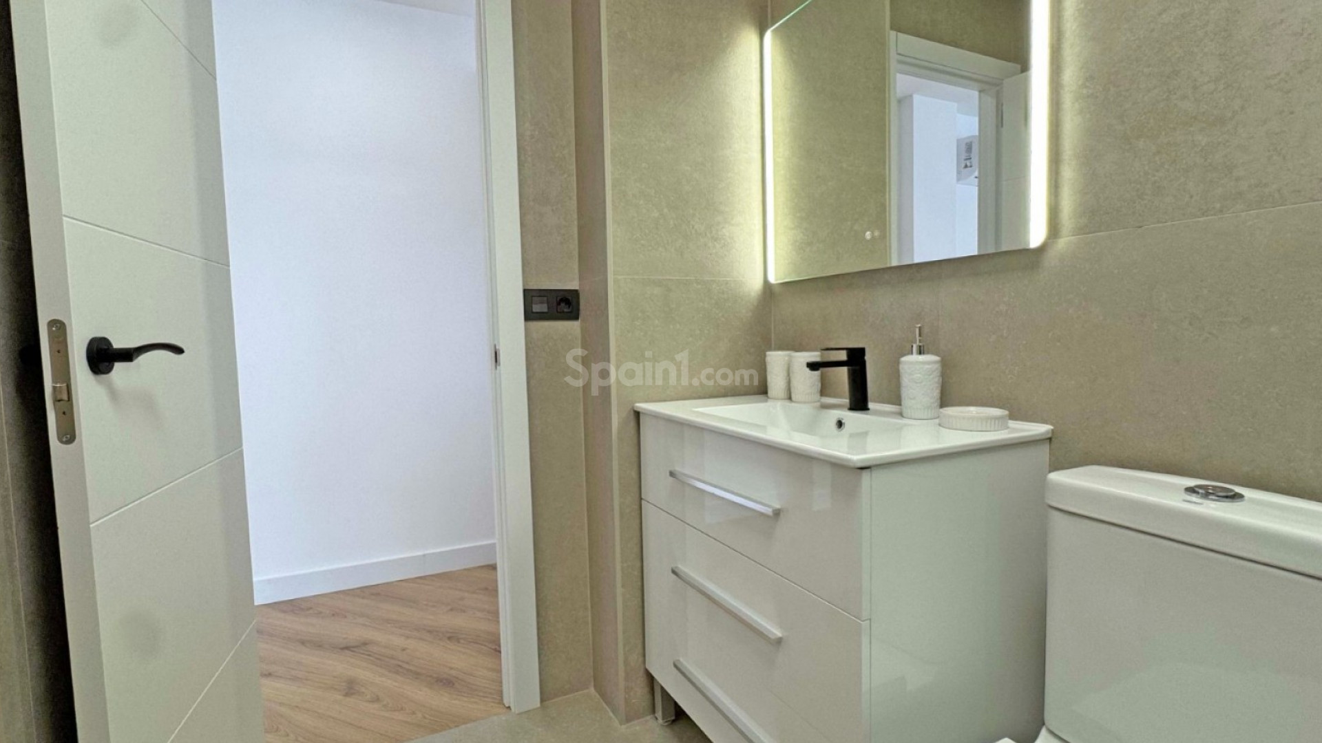 Resale - Apartment -
Torrevieja - Parque las naciones