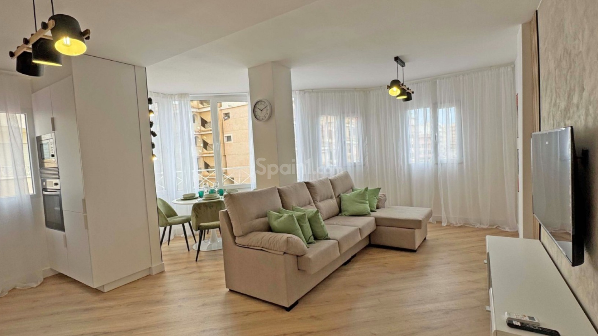 Resale - Apartment -
Torrevieja - Parque las naciones