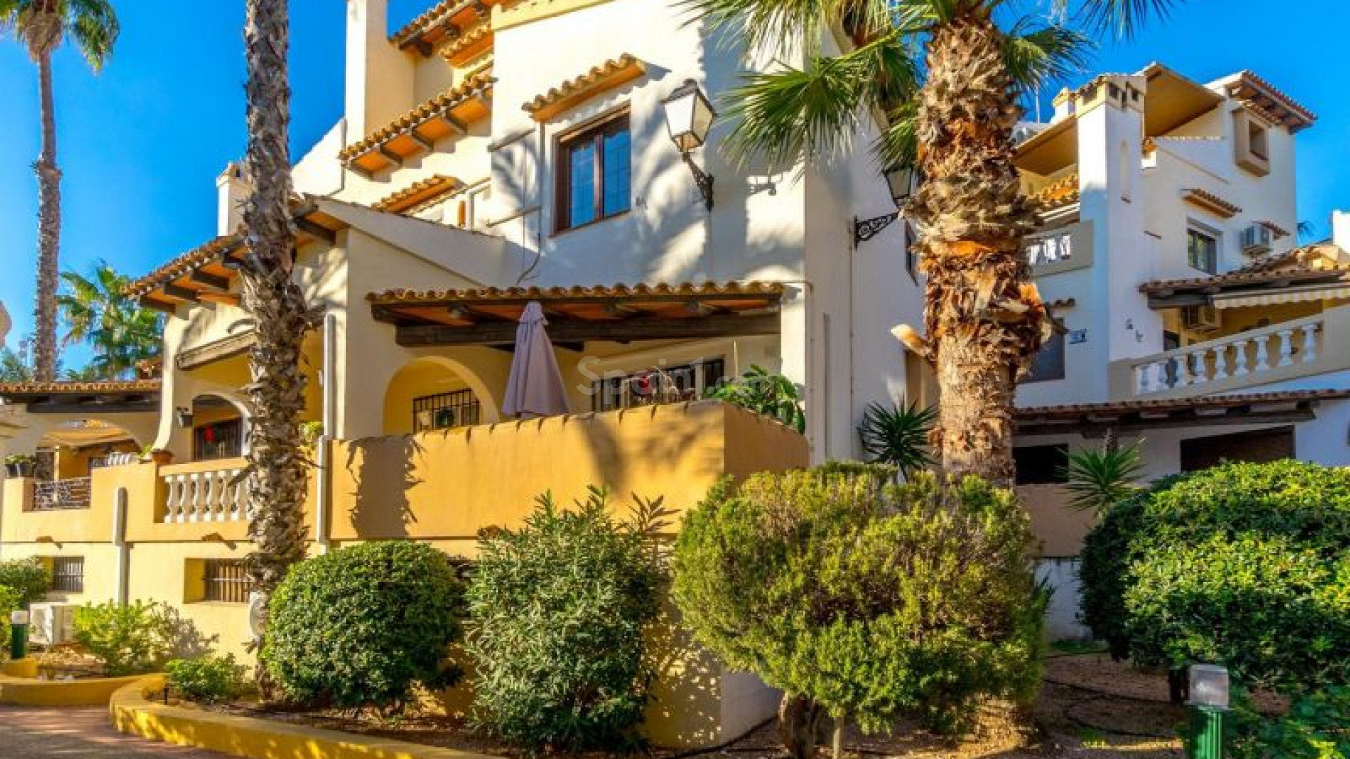 Resale - Apartment -
Torrevieja - Playa de los Locos