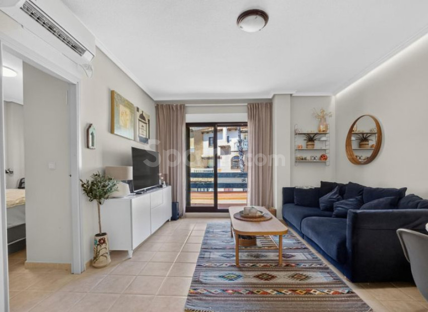 Resale - Apartment -
Torrevieja - Playa de los Locos