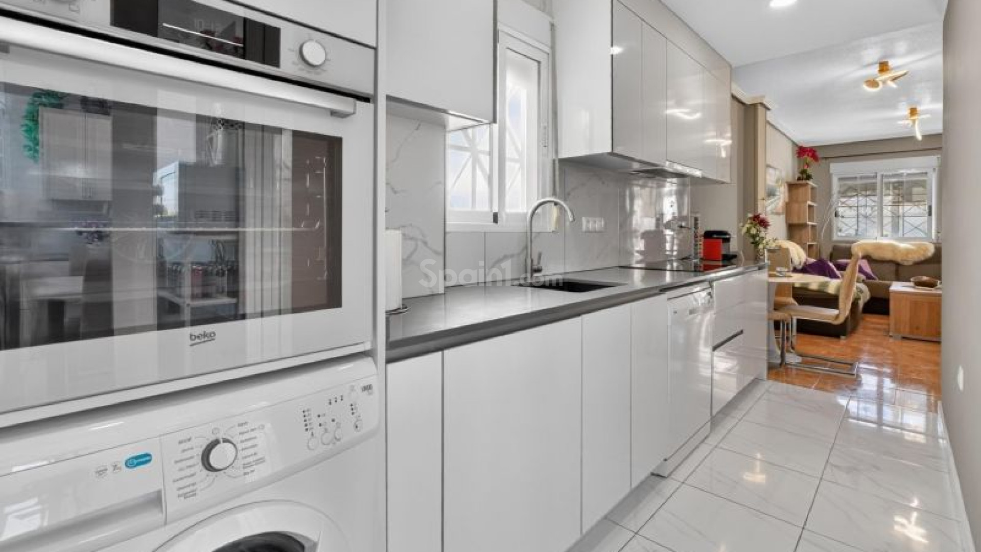 Resale - Apartment -
Torrevieja - Pueblo Centro