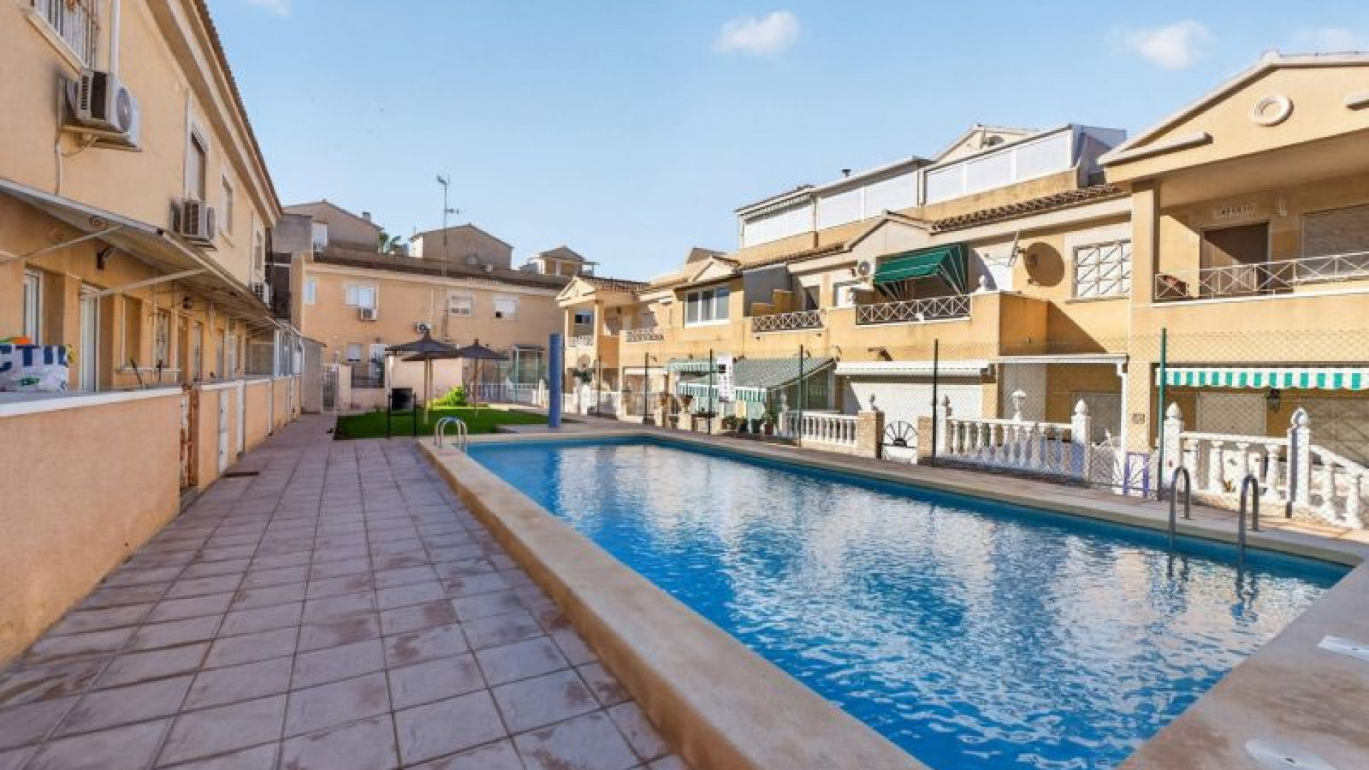 Resale - Apartment -
Torrevieja - Pueblo Centro