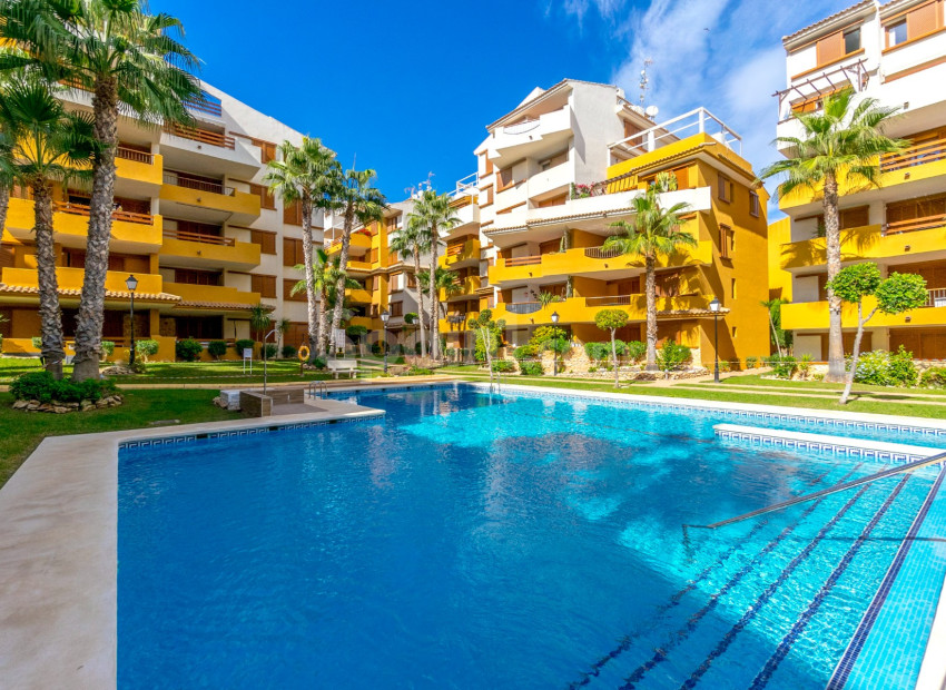 Resale - Apartment -
Torrevieja - Punta Prima