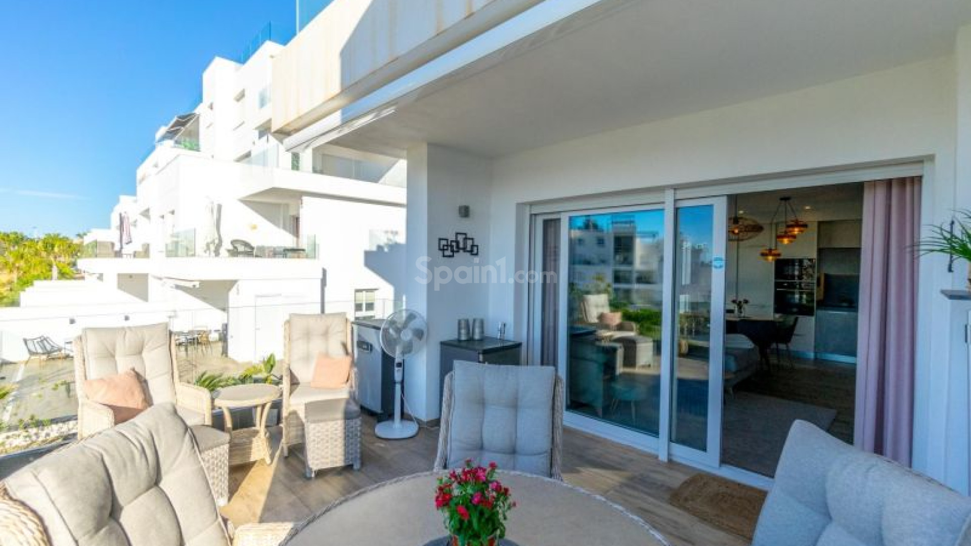 Resale - Apartment -
Torrevieja - Punta Prima