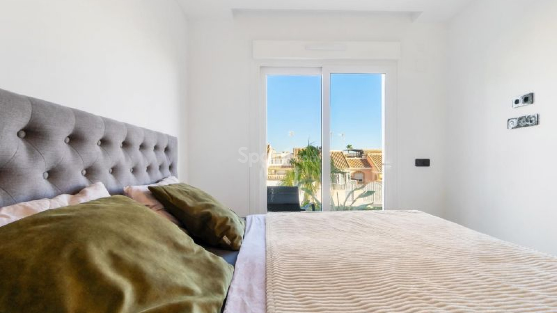 Resale - Apartment -
Torrevieja - Punta Prima