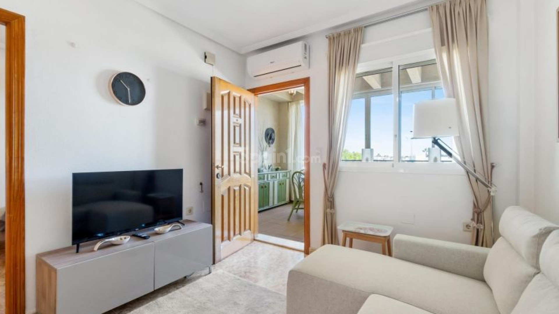 Resale - Apartment -
Torrevieja - Punta Prima