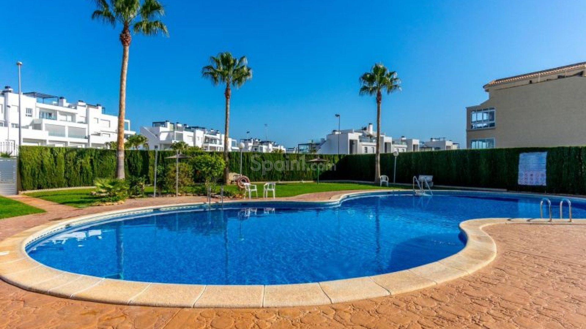 Resale - Apartment -
Torrevieja - Punta Prima