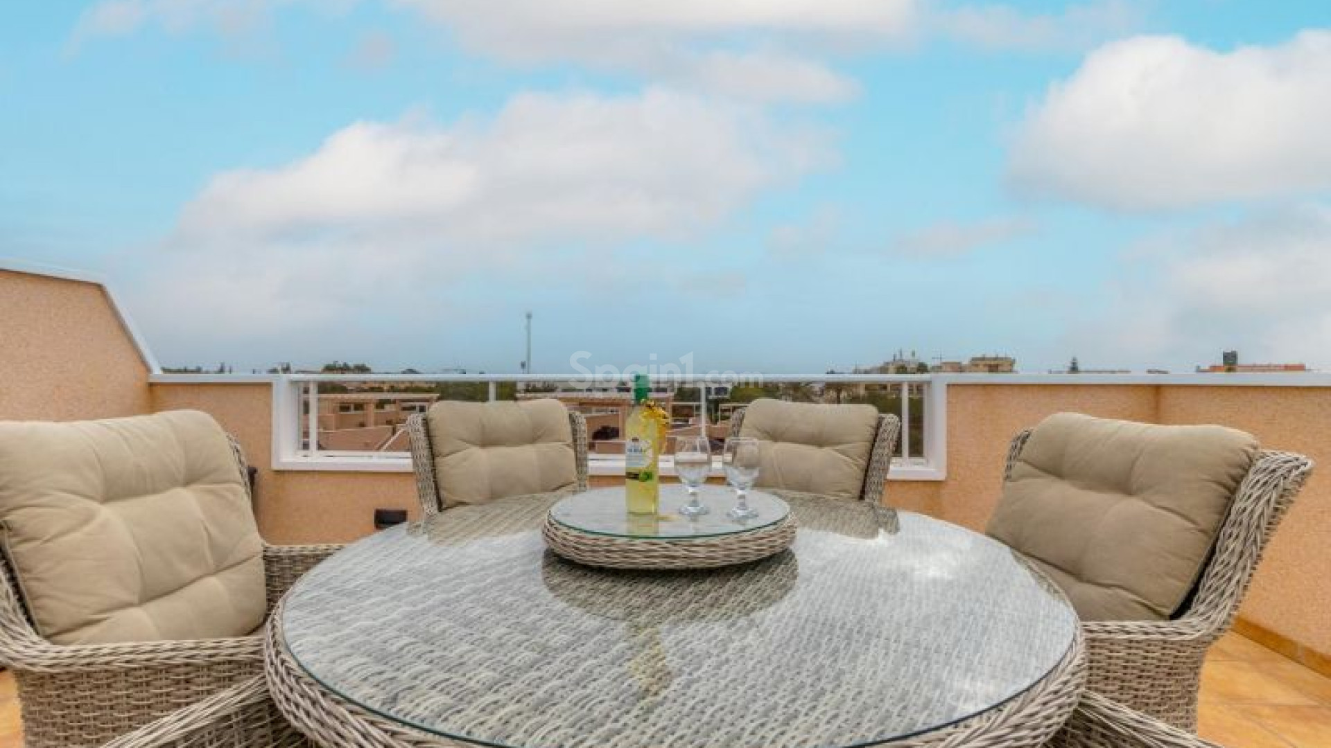 Resale - Apartment -
Torrevieja - Punta Prima