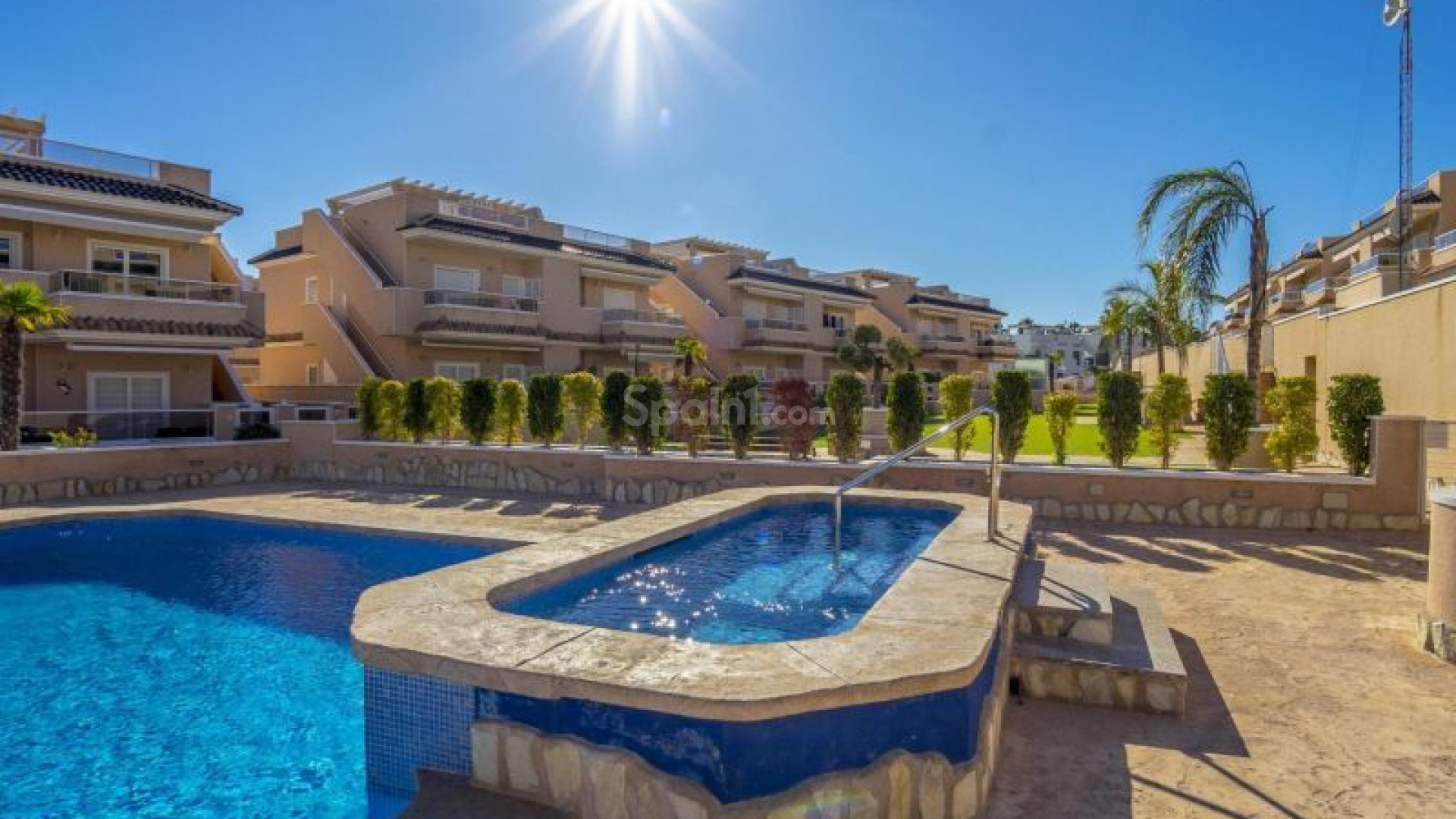 Resale - Apartment -
Torrevieja - Punta Prima