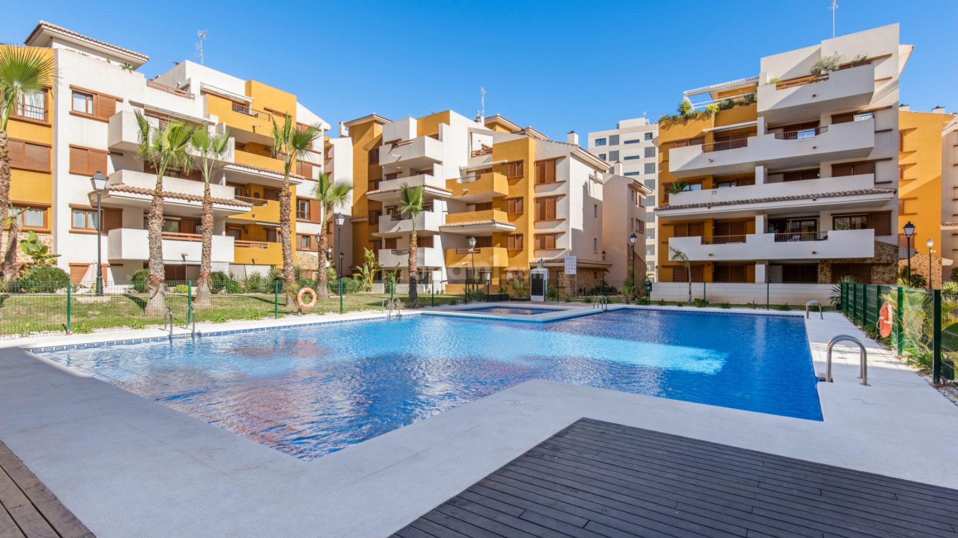 Resale - Apartment -
Torrevieja - Punta Prima