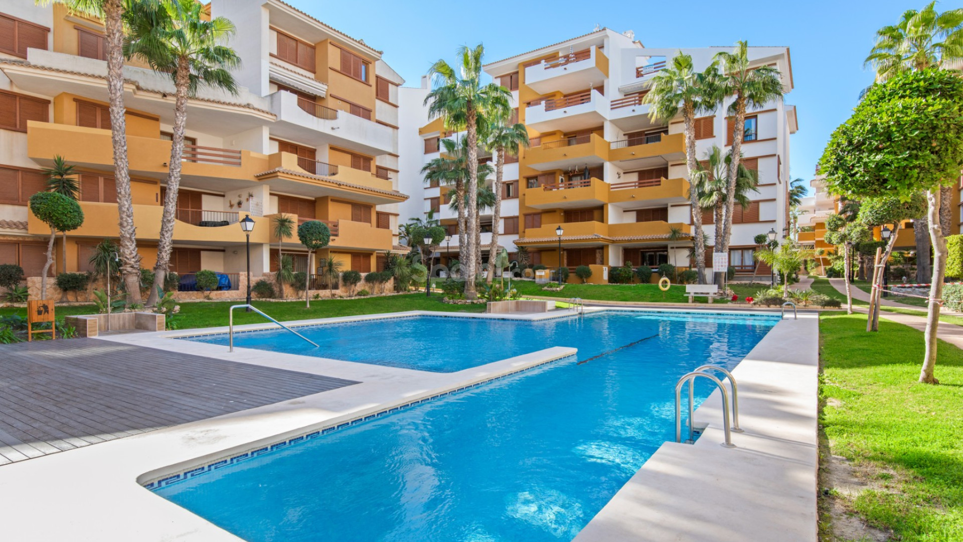 Resale - Apartment -
Torrevieja - Punta Prima