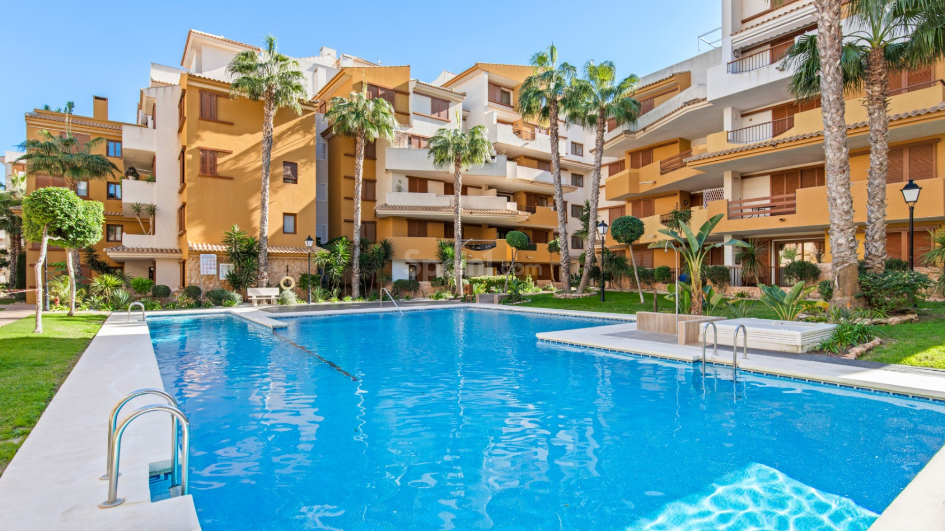 Resale - Apartment -
Torrevieja - Punta Prima