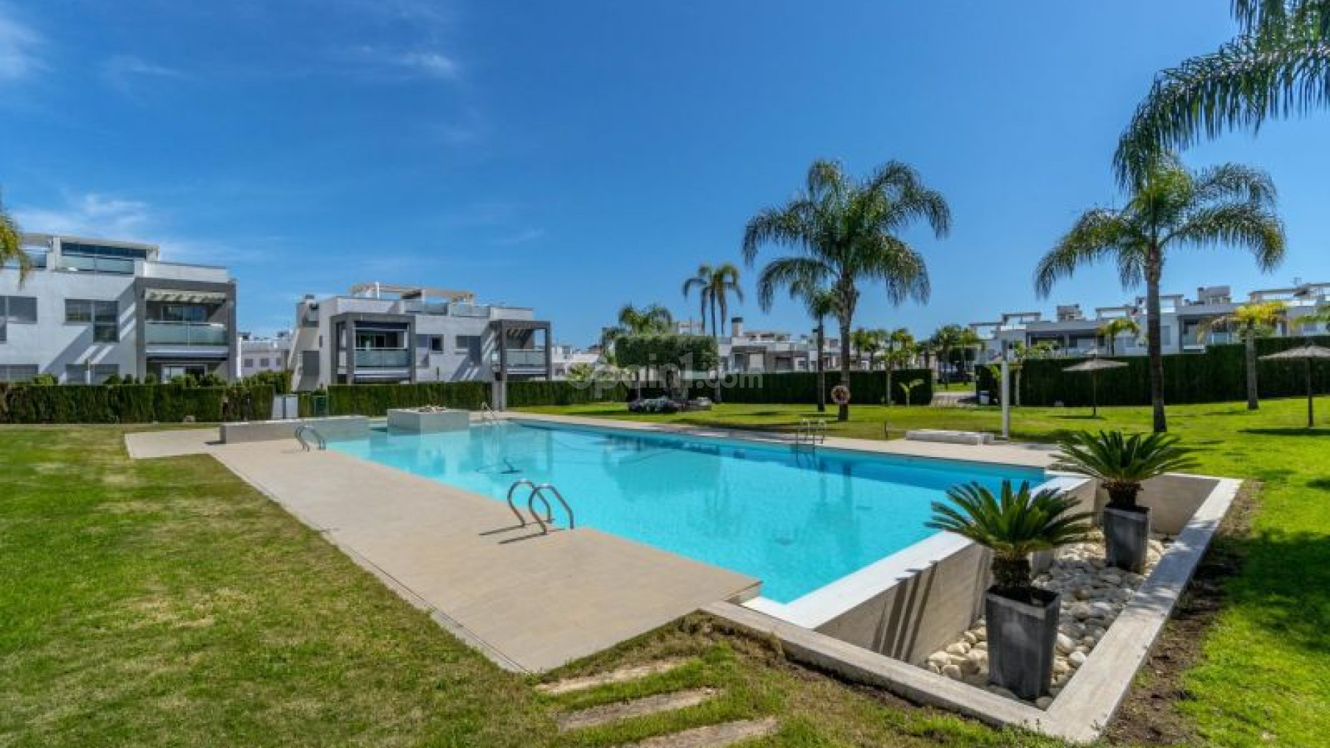 Resale - Apartment -
Torrevieja - Punta Prima