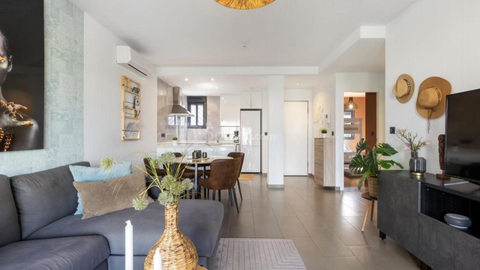 Resale - Apartment -
Torrevieja - Punta Prima
