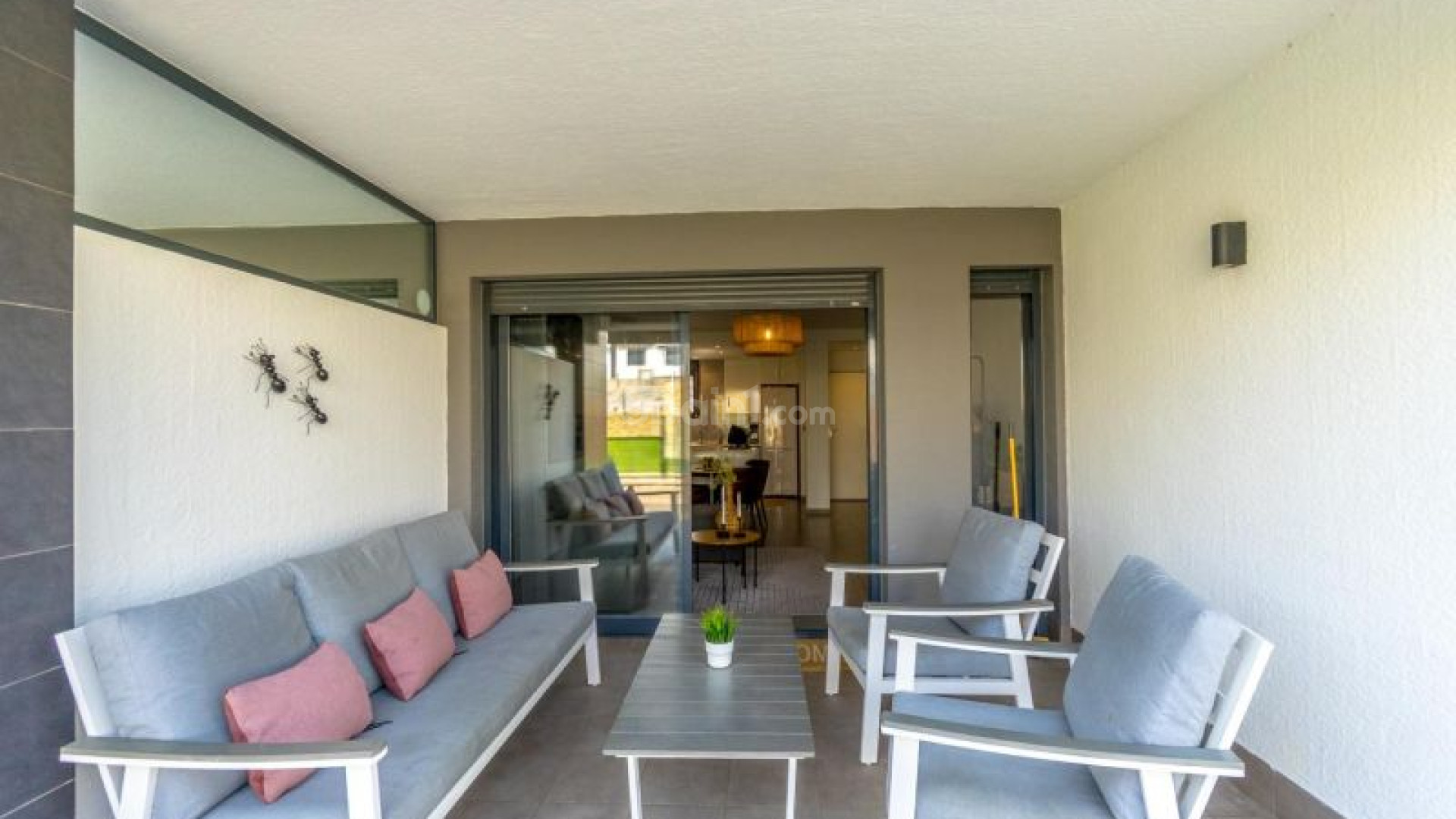 Resale - Apartment -
Torrevieja - Punta Prima