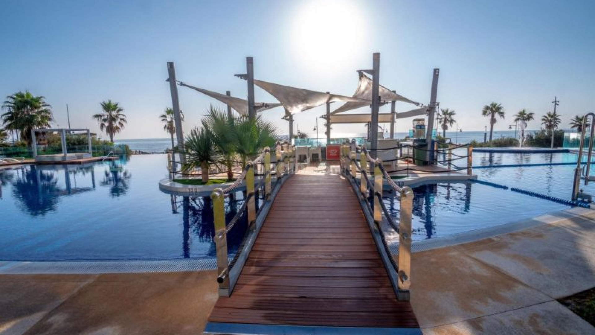 Resale - Apartment -
Torrevieja - Punta Prima