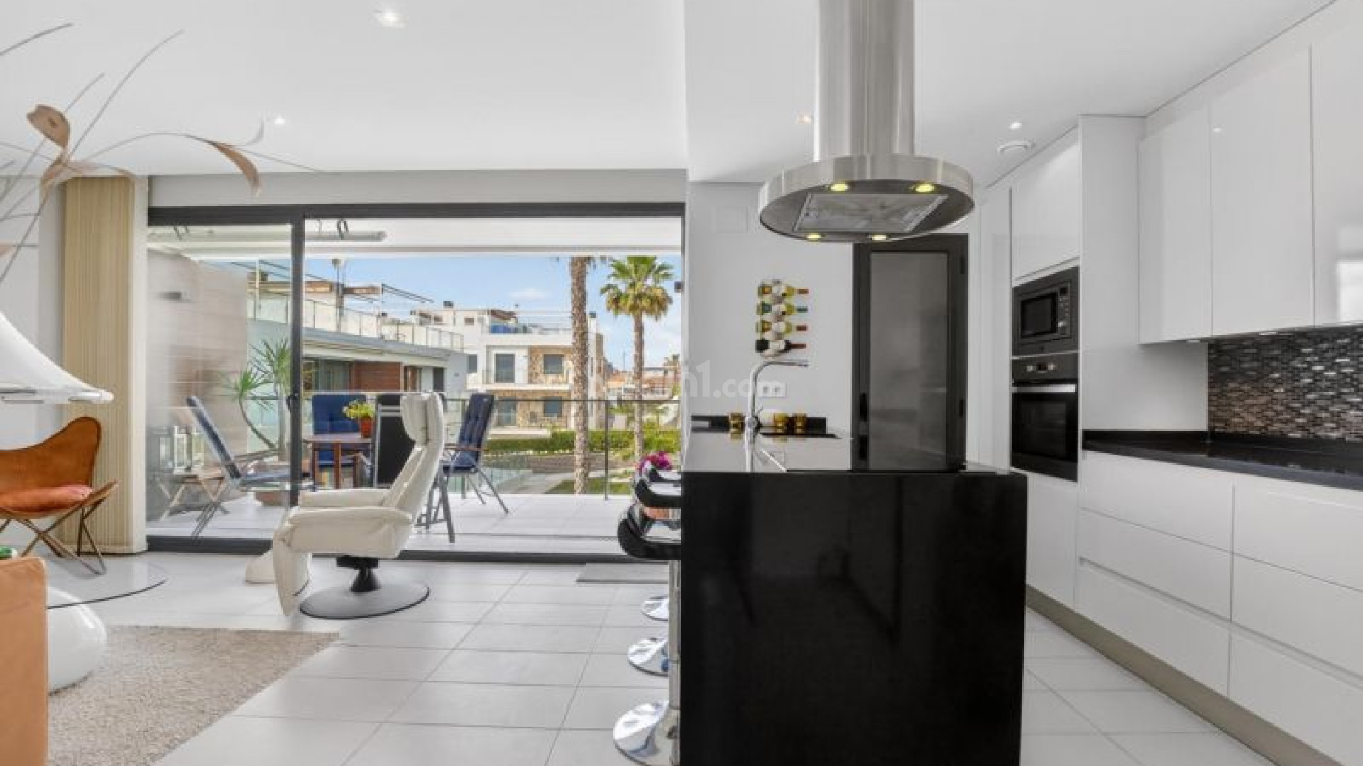 Resale - Apartment -
Torrevieja - Punta Prima